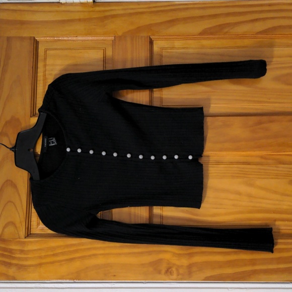 Forever 21 Sweaters - Forever 21 - Black Button Up Cardigan / Crop Top  - Size Small